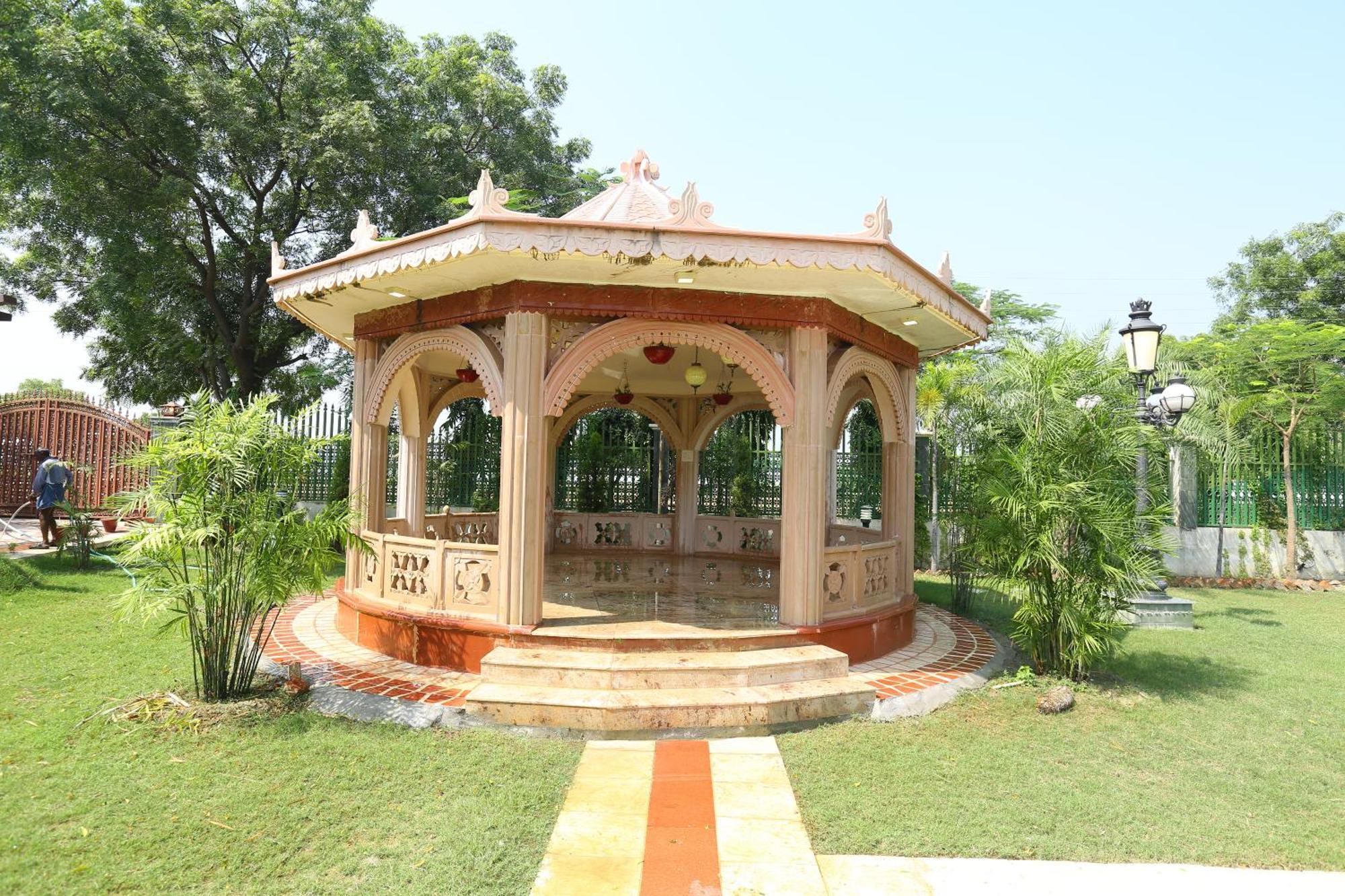 Hotel Mann The Palm Retreat Lucknow Exterior foto