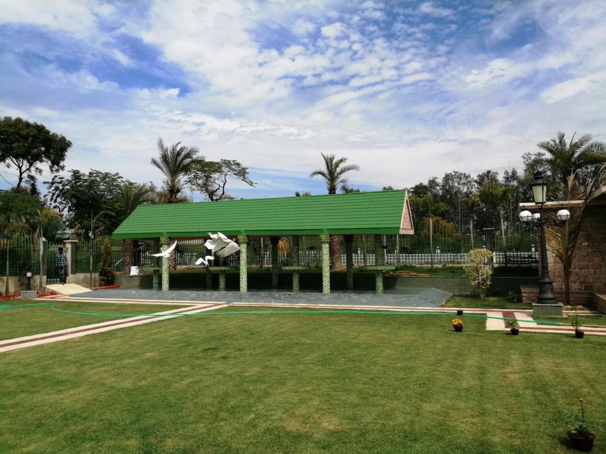 Hotel Mann The Palm Retreat Lucknow Exterior foto