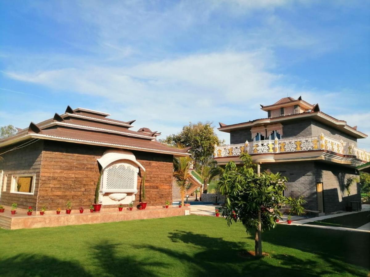 Hotel Mann The Palm Retreat Lucknow Exterior foto