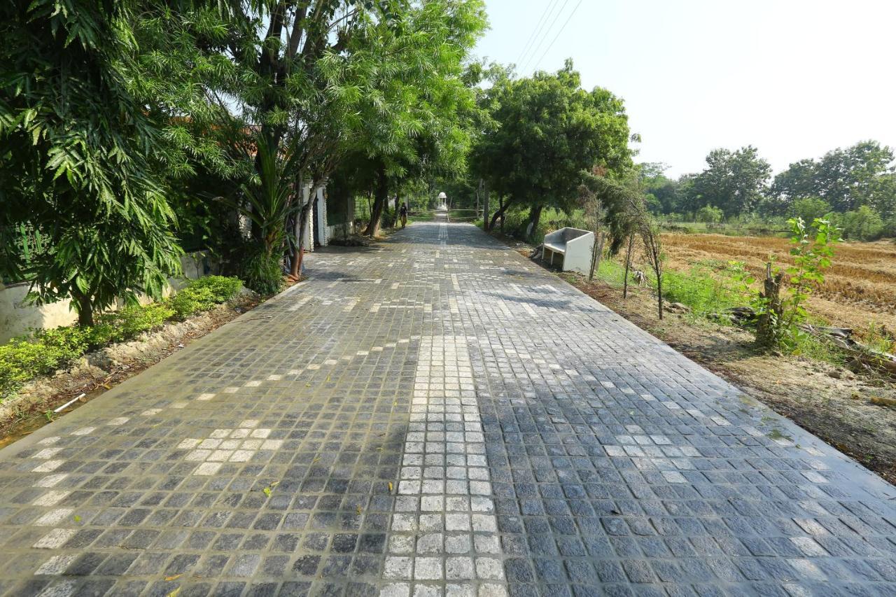 Hotel Mann The Palm Retreat Lucknow Exterior foto